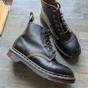 Dr. Martens 101 Vintage Smooth Leather Arc Ankle Boots, Size M7/UK6/EU39